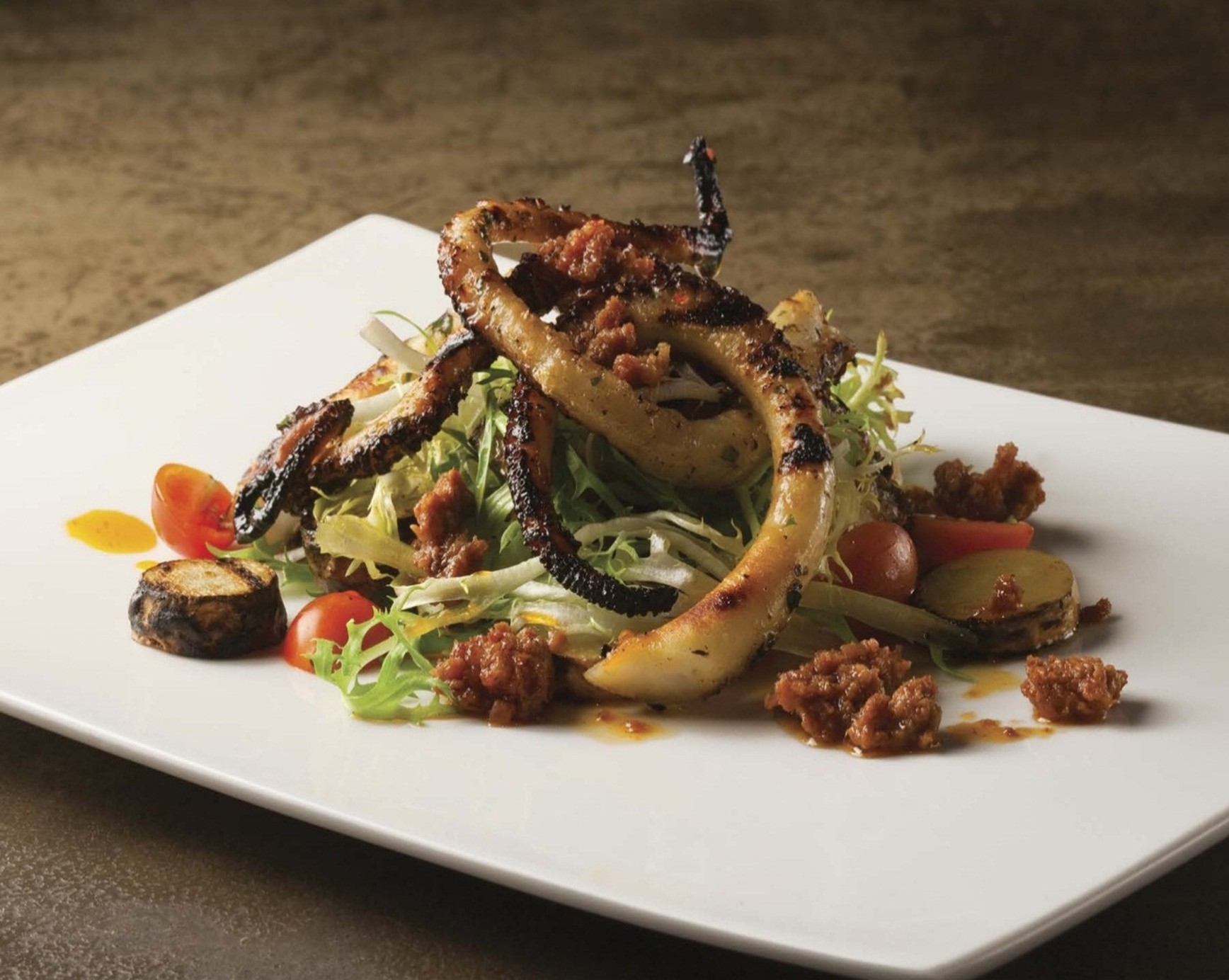 70-سالاد کالاماری کبابی