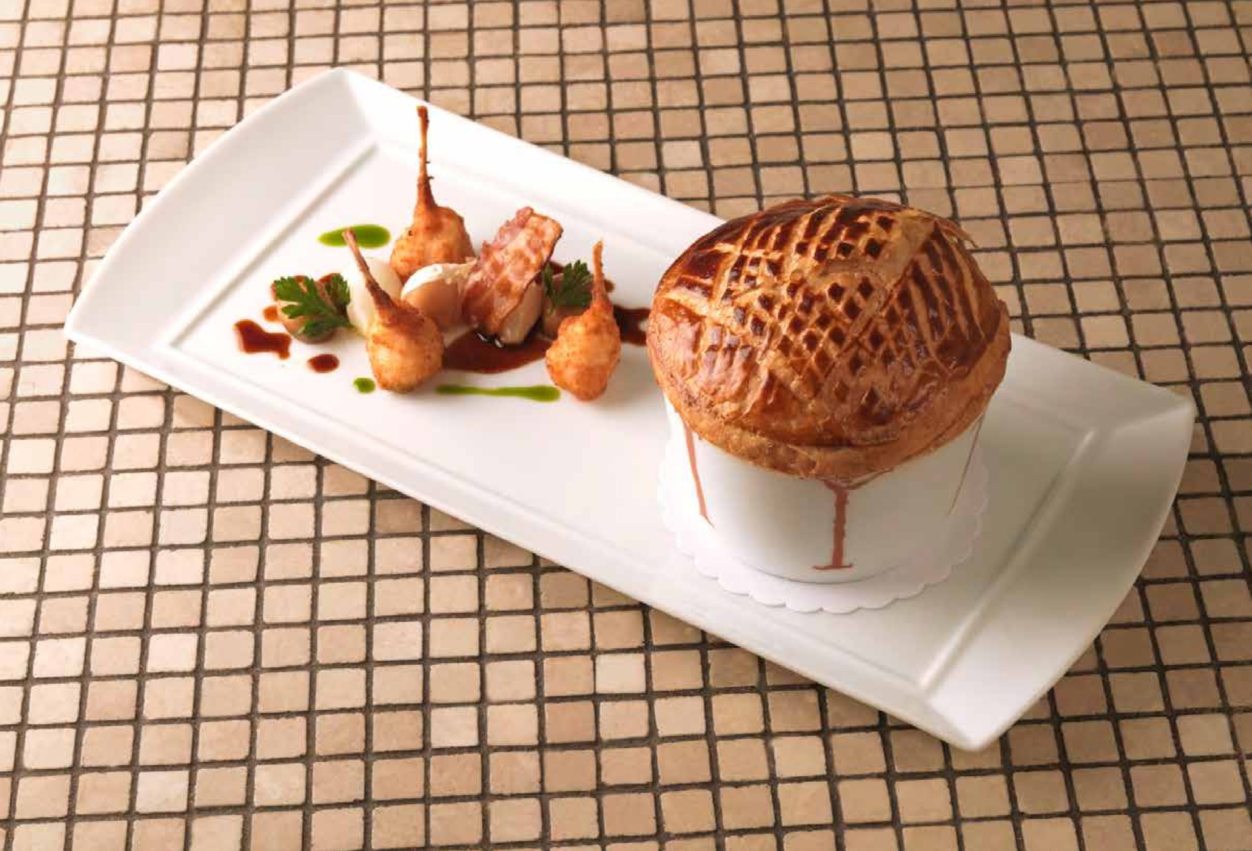 45-پای گلدانی پای ران اردک فلوریدا با ولوتی   Pot Pie of Florida Frog’s Legs Velouté