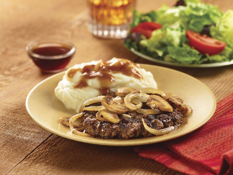 135-جگر گوساله با پیاز به سبک لیون   FOIE DE VEAU LYONNAISE 