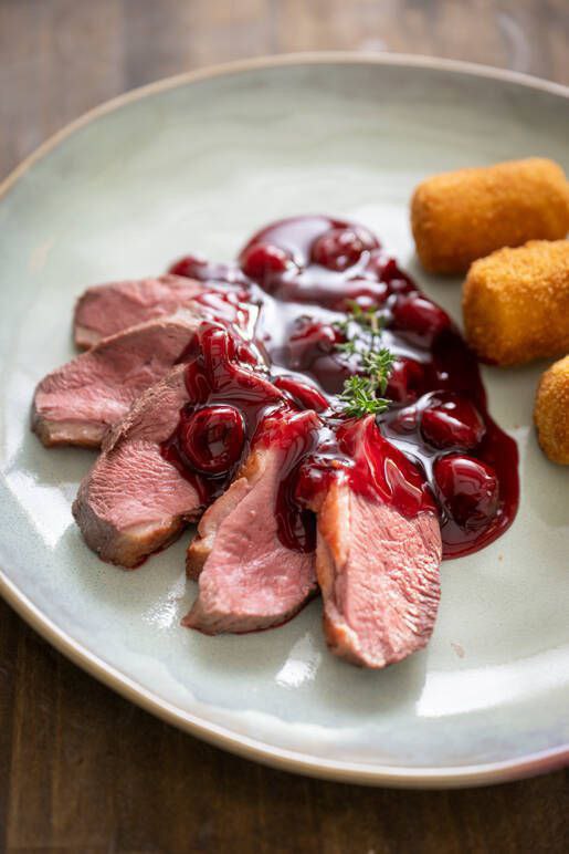 102-سینه اردک با سس گیلاس Magret de Canard aux Cerises