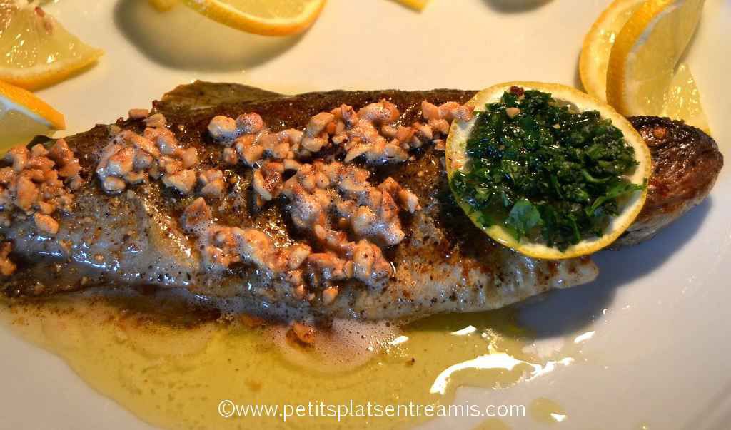 54-ماهی قزل‌آلا کبابی با فندق   Truite grillée aux noisettes