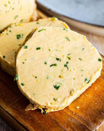 کره تخم خارپشت دریایی (Sea Urchin Roe Butter)