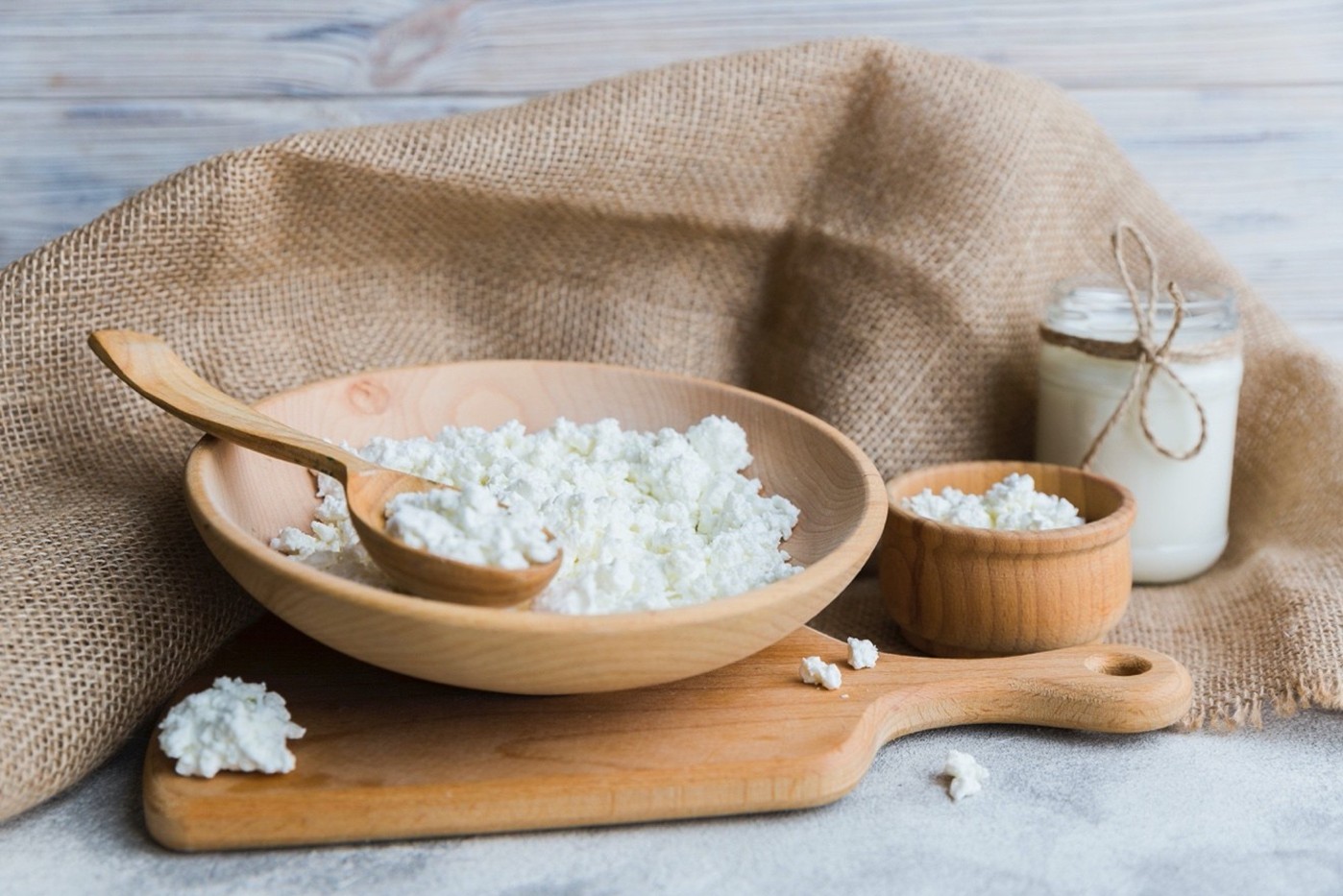 پیچ‌های بادام و ریکوتا Ricotta-Almond Twists